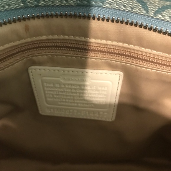 Blue coach signature purse - Picture 3 of 8